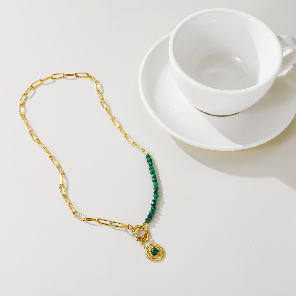 Collar de época Zéphyr