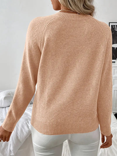 Pull Épaule Asymétrique avec Boutonnage