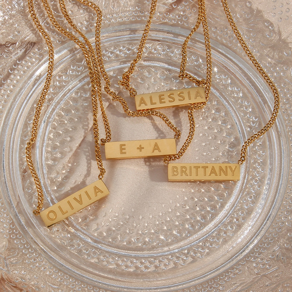 Collana personalizzabile con placca in oro 18 carati