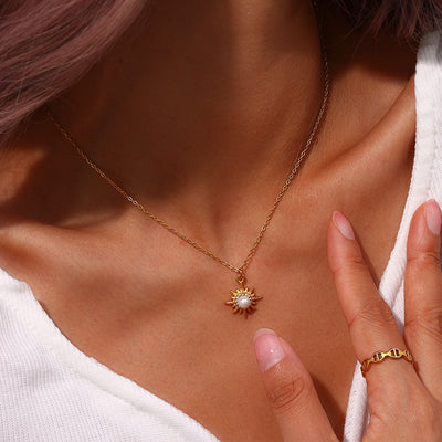 Collana con stella portafortuna placcata in oro