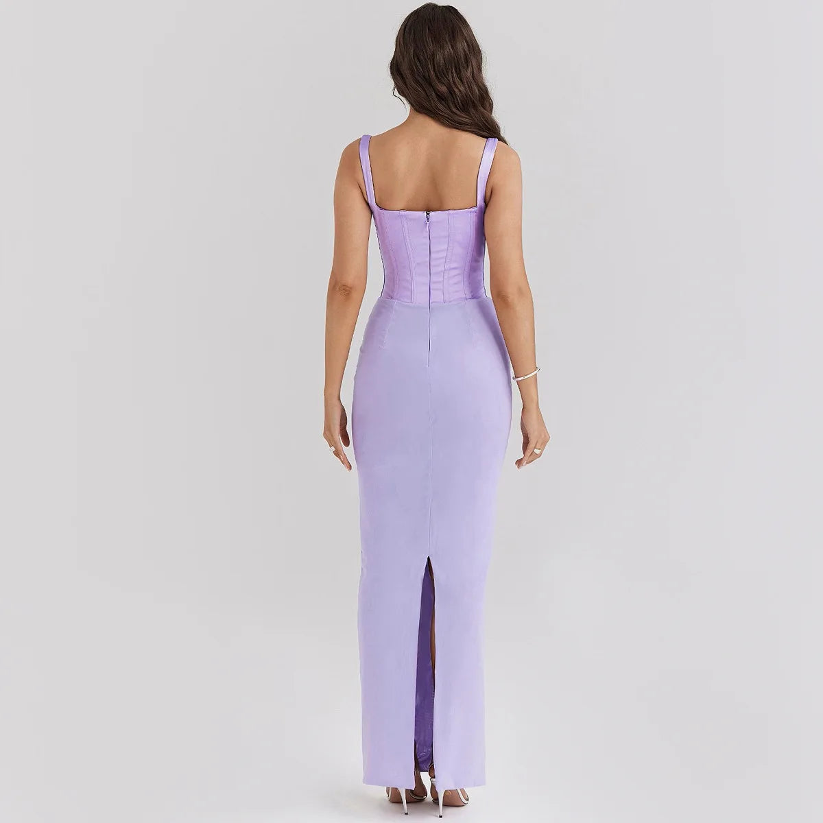 Lang kjole med spalte og bustier