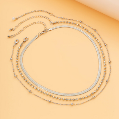 Collana girocollo e pendente piccola perla bianca