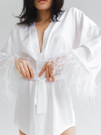 Quimono de noche con plumas